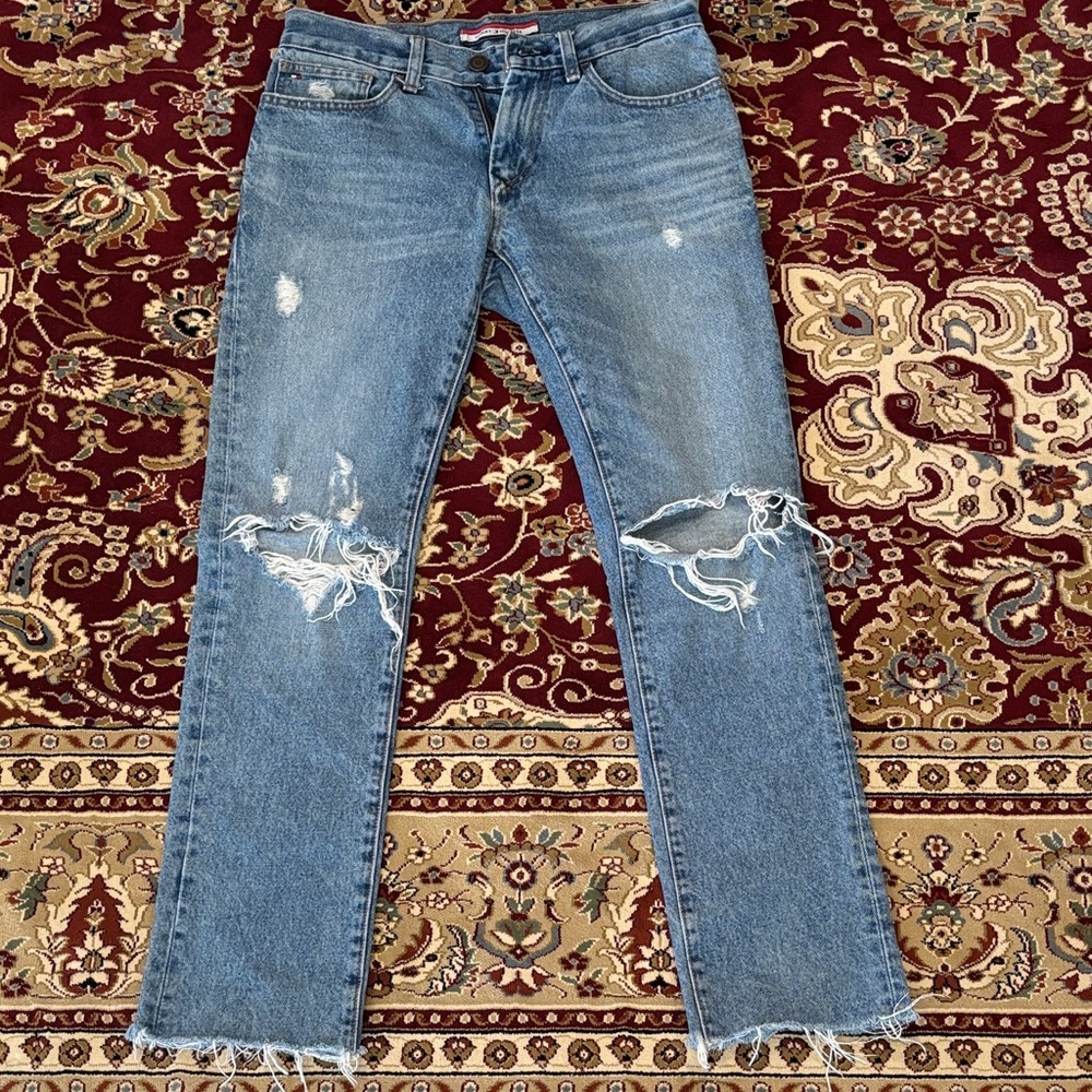 Tommy Hilfiger Men’s Distressed Blue Ripped Straight-Leg Jeans